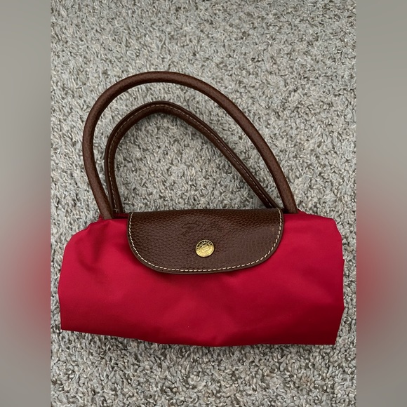 Longchamp Pliage - Picture 6 of 7